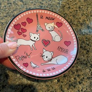 whisker city cat saucer